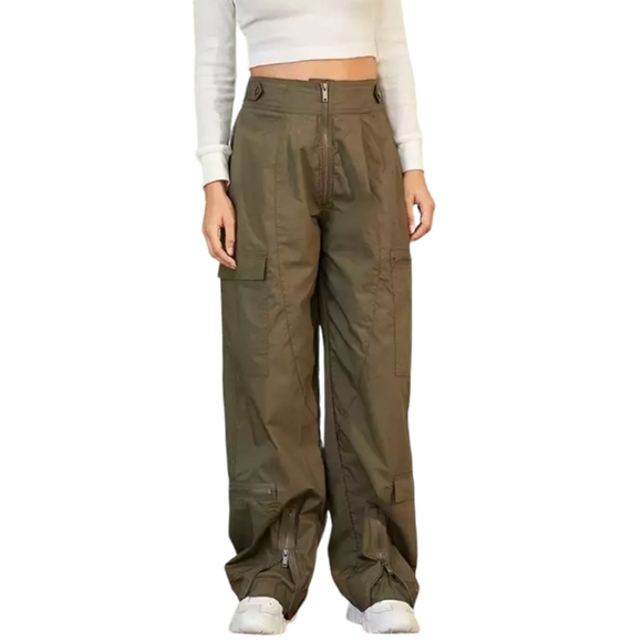American Eagle AE Studio Baggy Y2K Wide Leg Cargo Pants in Olive Green Size S - Picture 1 of 6